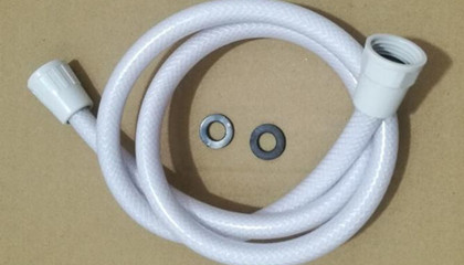 金星軟管科普！PVC淋浴管冬天會變硬嗎？