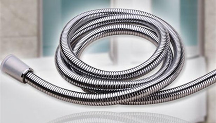 金屬防纏繞淋浴管如何安裝？